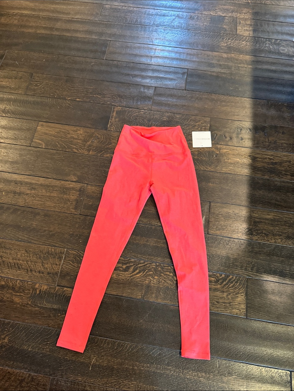 NWT Beyond yoga leggings. Xs